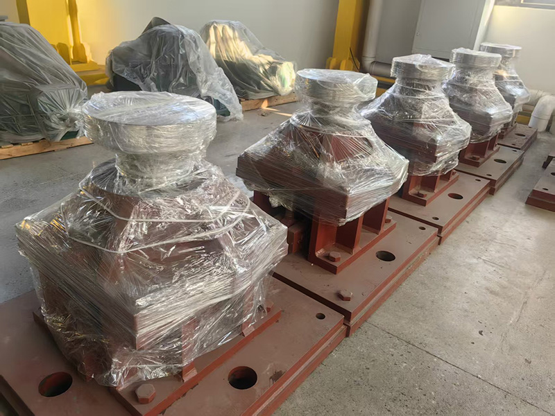 Main Engine Base